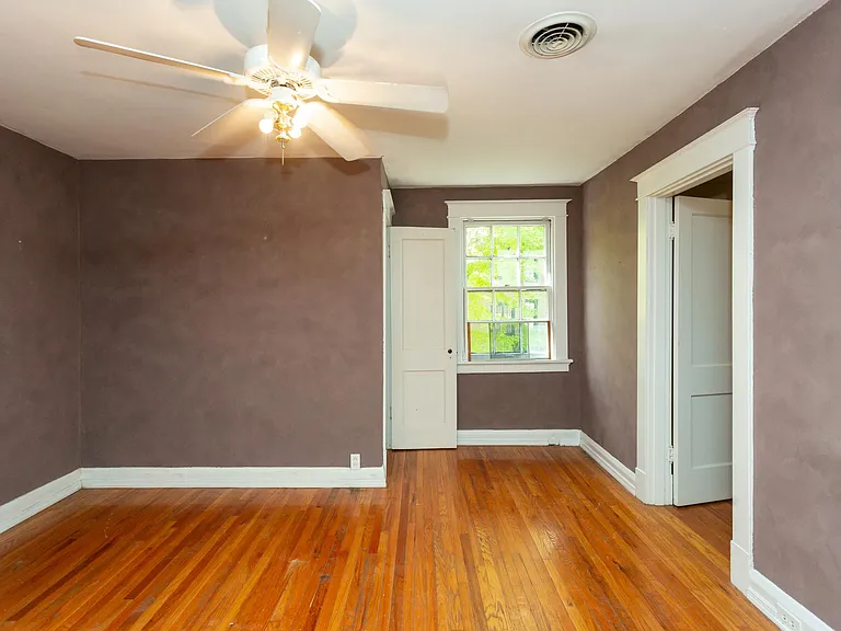 343 N Gore Ave — Photo 7