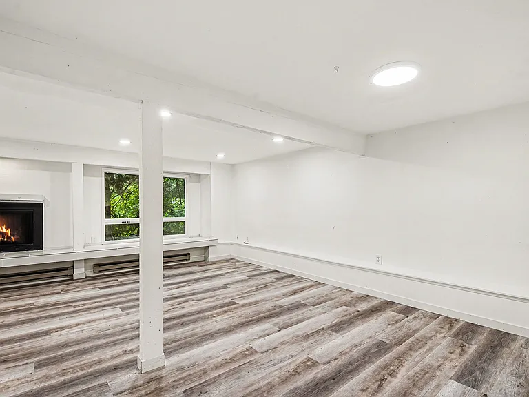 7573 Old Redmond Rd #7 — Photo 3