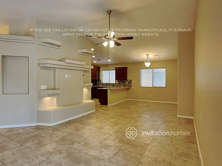 1352 E Kelsi Ave — Photo 4