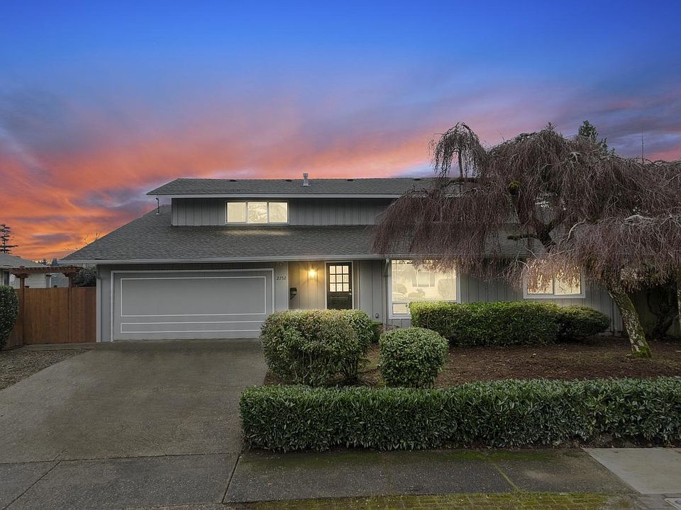 1st image of 2752 Alpine Dr SE