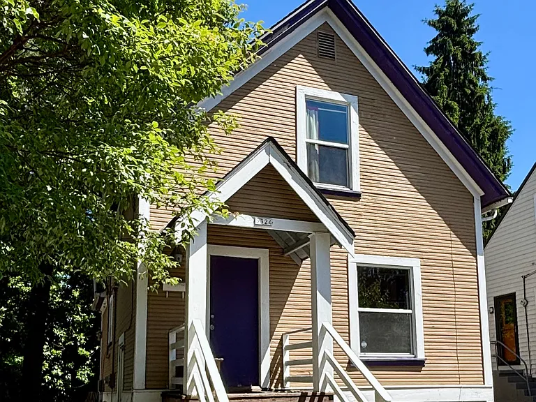 5324 NE 19th Ave — Photo 1