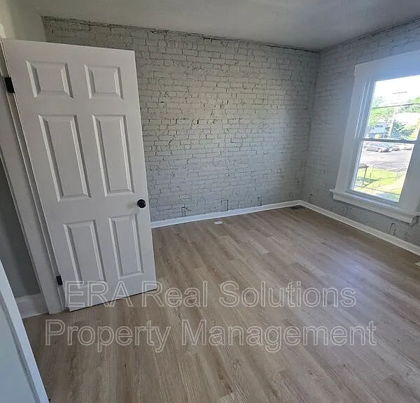 732 S Ohio Ave — Photo 9