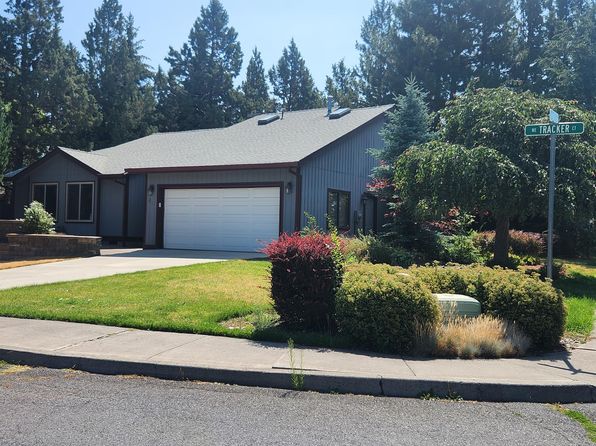 611 NE Tracker Ct