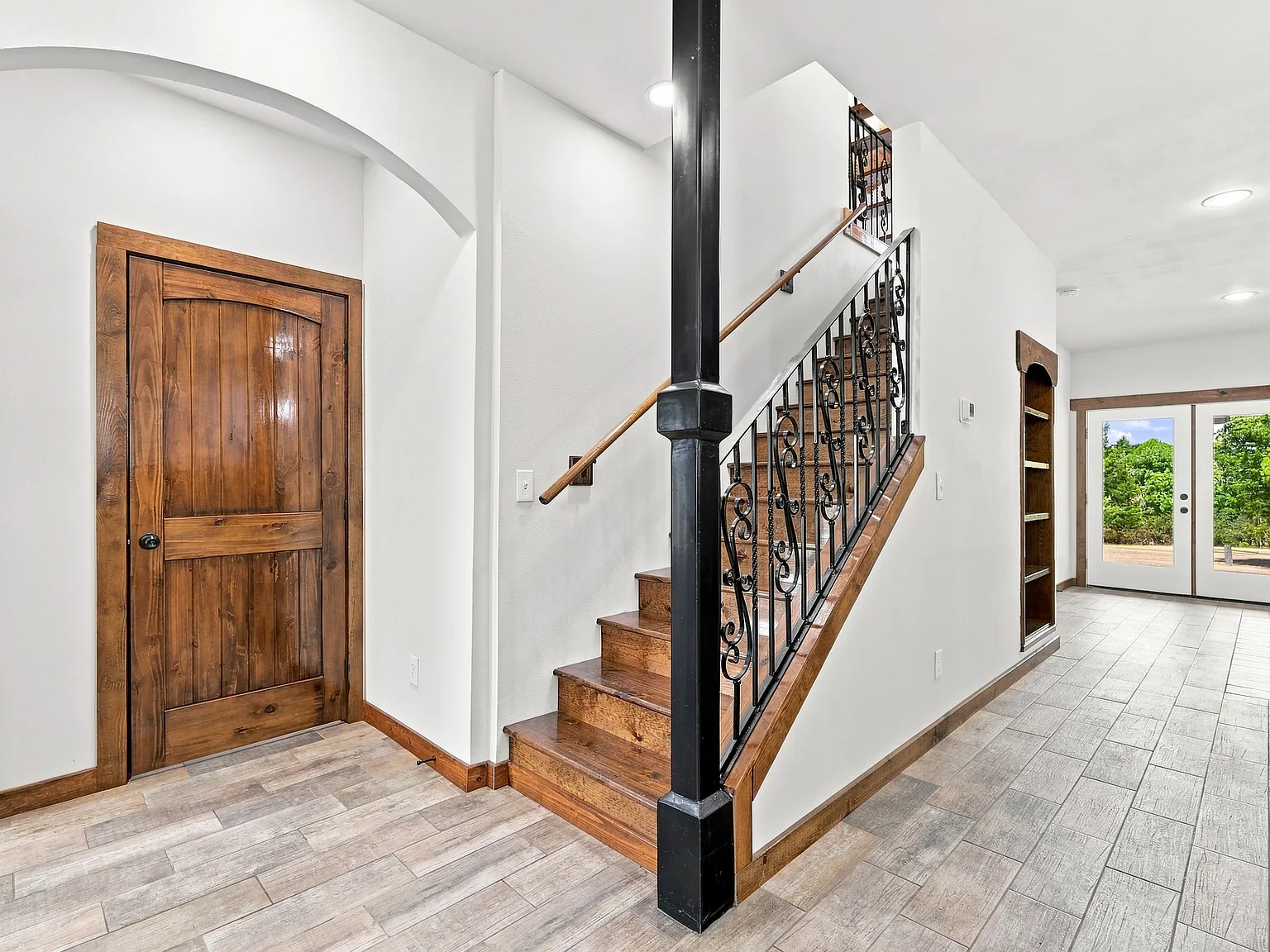 3 bed, 1450 sqft, $1,975 — Photo 4