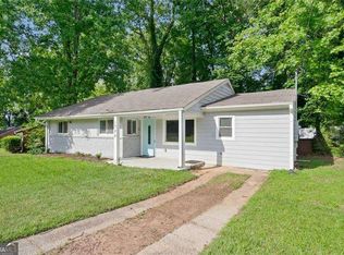 1735 Carter Cir, East Pt, GA 30344