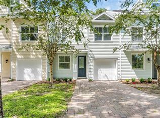 137 Glass Onion Dr, Groveland, FL 34737