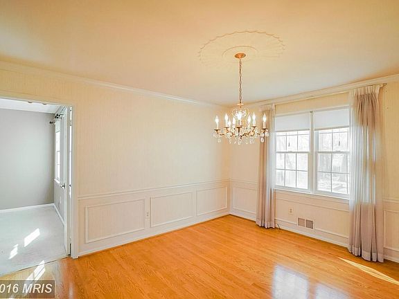 Dining Room - view 2