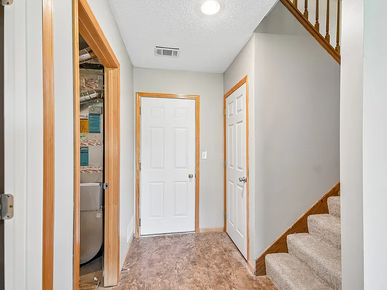 3525 Cory Ln — Photo 7