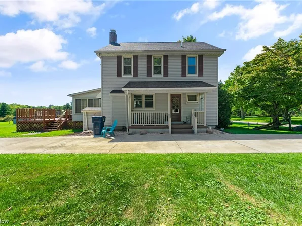 10361 Unity Rd, New Middletown, OH 44442