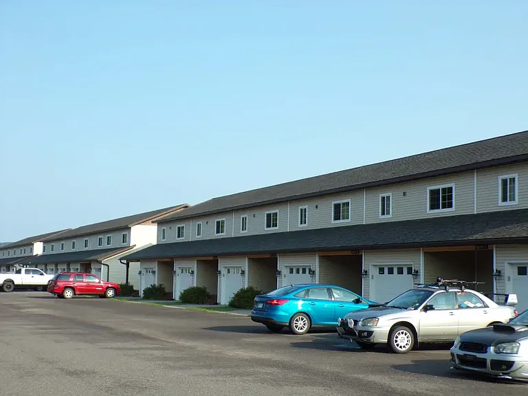 7000 Sandpiper Dr #2 — Photo 1