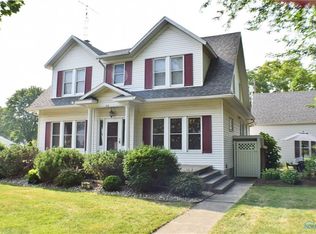 215 Rice St, Elmore, OH 43416