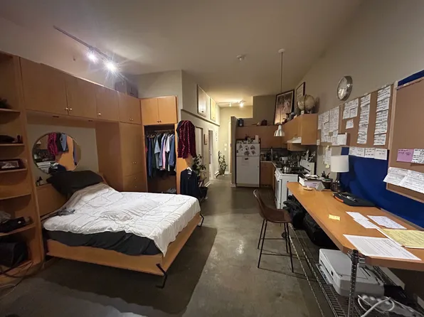 2156 W 12th Ave #Na, Vancouver, BC V6K 2N2