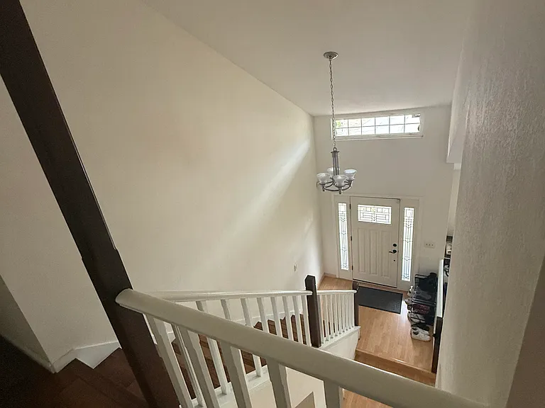 1120 Discovery Way — Photo 10
