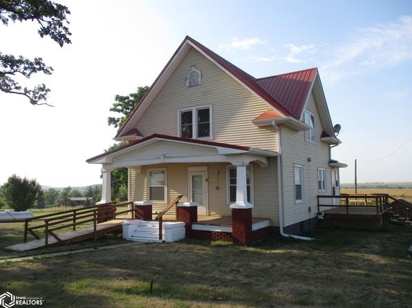 2975 275th St, Clutier, IA 52217
