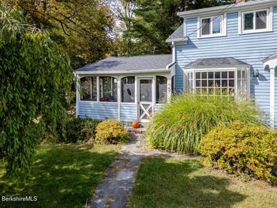 1049 Main St, Great Barrington, MA, 01230