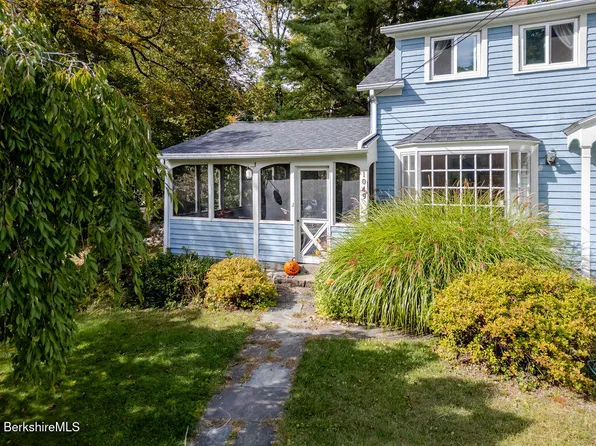 1049 Main St, Great Barrington, MA 01230