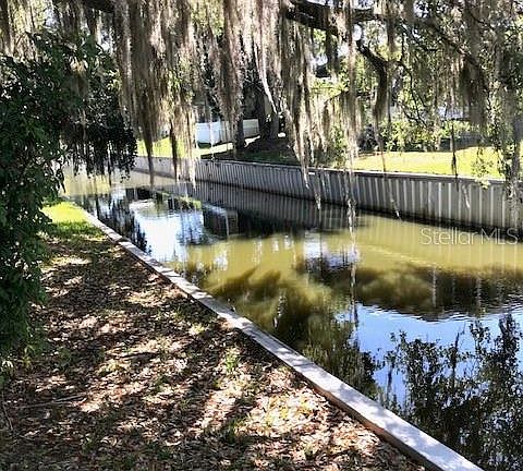 5th image of 184 Palm Meadows Dr