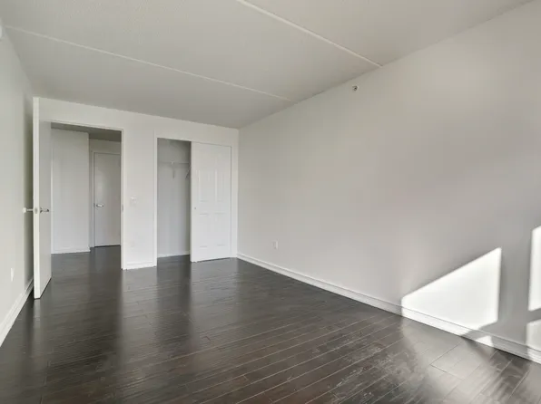 79-14 Rockaway Beach Avenue image 18 of 25