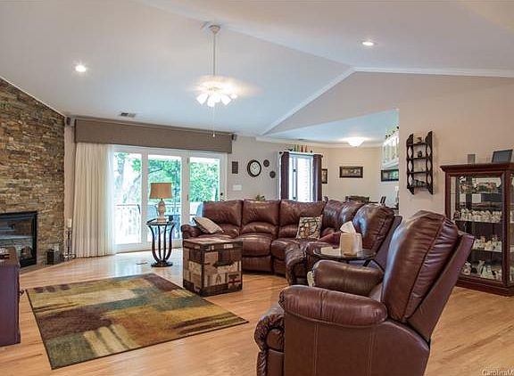 4th image of 2764 Harbour Pointe Ct #16