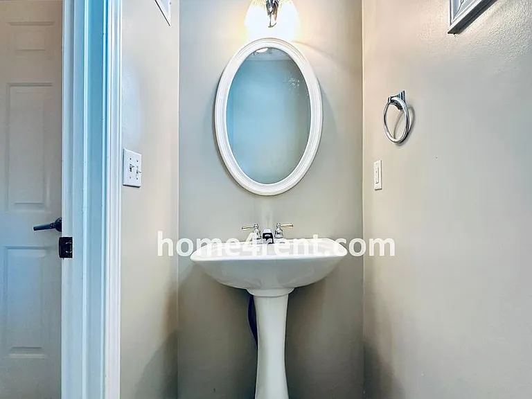15252 W 158th Ter — Photo 20
