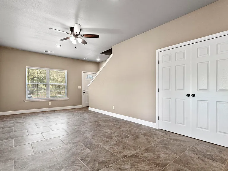 357 N Nature Ln — Photo 4