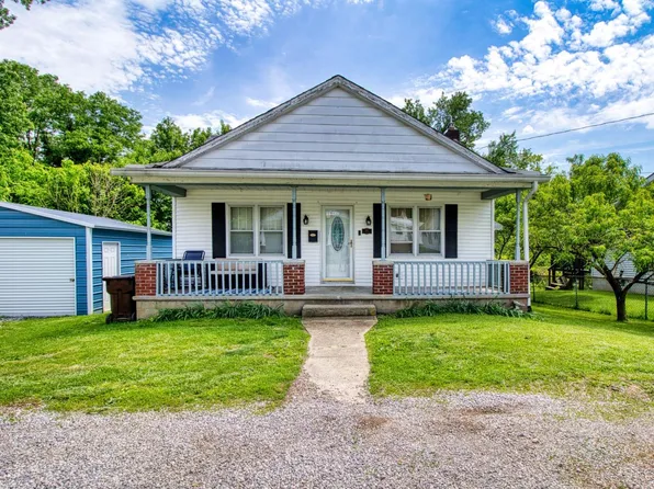 612 E 7th St, Manchester, OH 45144