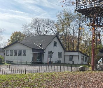917 Oakwood Blvd, Painesville, OH, 44077