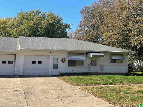 224 Burlington St, Kingsley, IA 51028