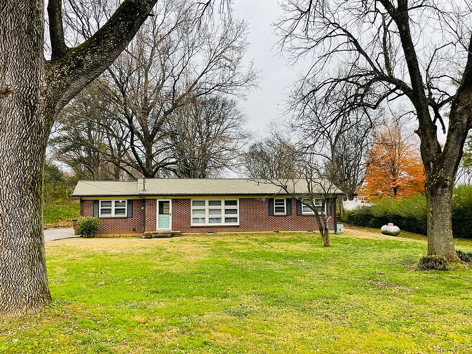 1st image of 234 Fairway Dr