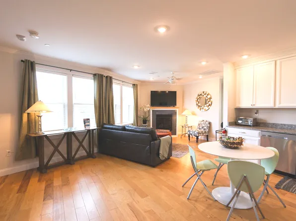 (undisclosed Address), Roxbury Crossing, MA 02120