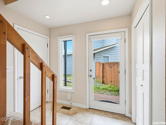 5th image of 4271 Bridle Cir