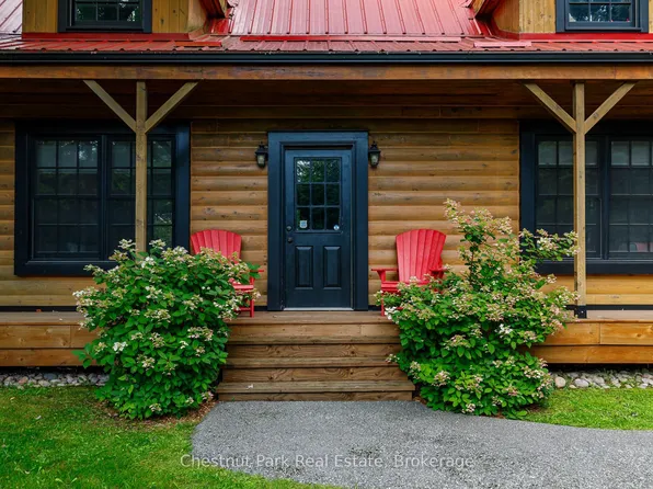 8390 Poplar Side Rd, Clearview, ON L9Y 3Y9