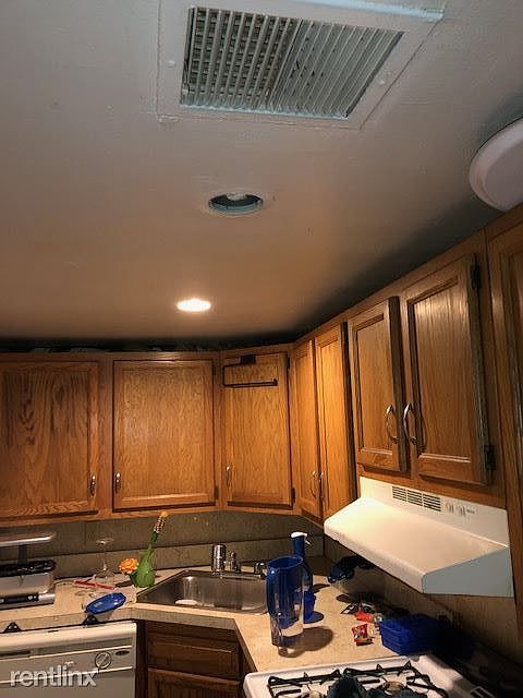 783 B kitchen