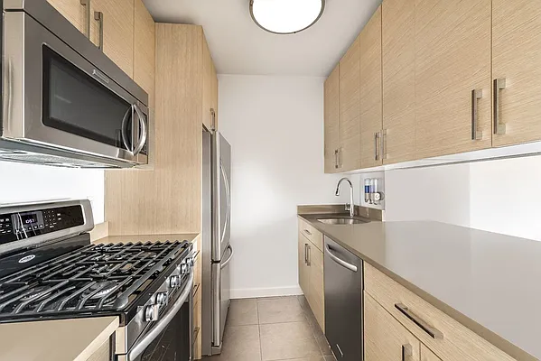 Rented by Warburg | media 11