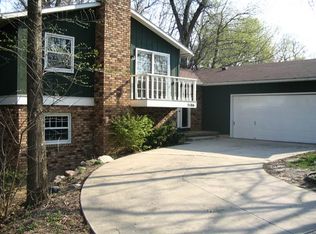 5106 Raymond Rd, Madison, WI 53711