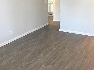 2 bed, 1.5 bath, 975 sqft, $3,600 — Photo 4