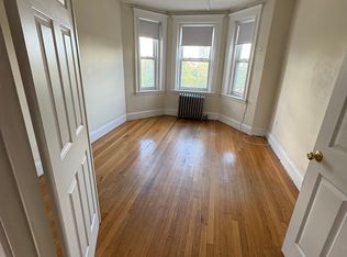 1179 Boylston St APT 8, Boston, MA 02215