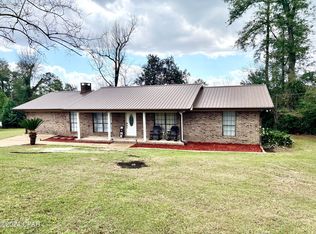 4479 River Rd, Marianna, FL 32446