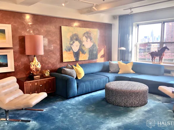 500 Grand Street image 1 of 10