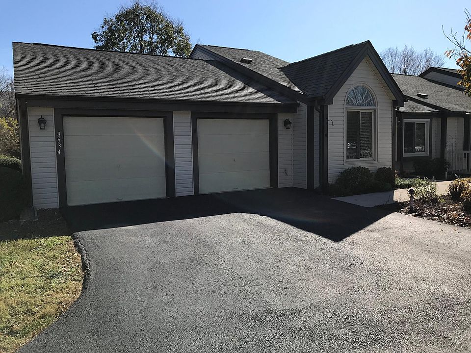 1st image of 8534 Pinehurst Cir