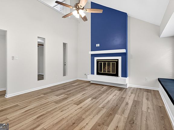 3rd image of 103 Cornflower Ct