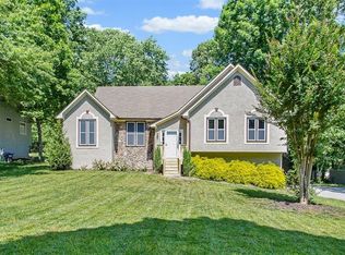 1833 Penrose Ct, Powder Springs, GA