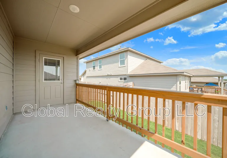 213 Gravel Gray — Photo 22