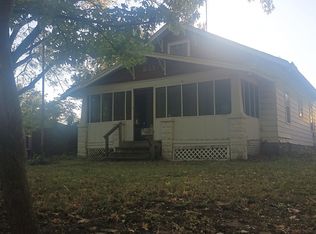 833 SW Orleans St, Topeka, KS 66606