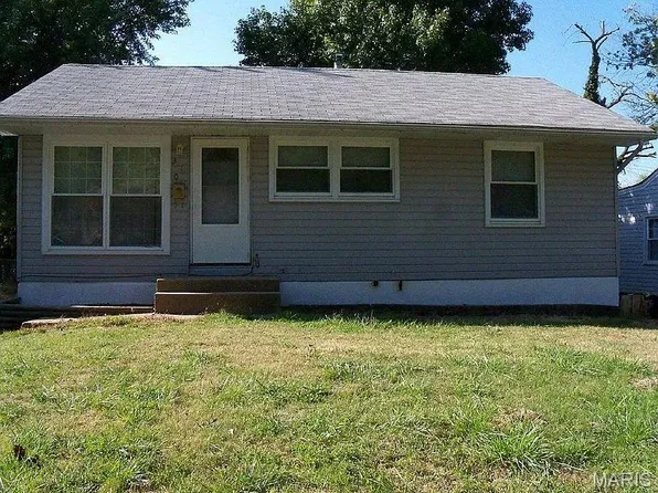 310 Midlothian Rd, Saint Louis, MO 63137