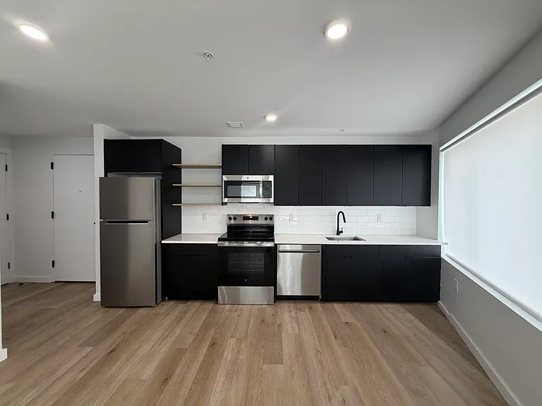 492 Market St #103 — Photo 3