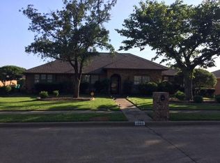 1566 Oak Creek Dr, Lewisville, TX 75077
