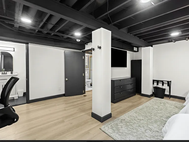 5002 Rockdale Ct — Photo 47