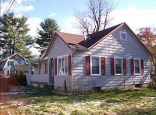 19 Clove Rd, Sloatsburg, NY 10974