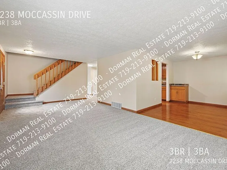 2238 Moccassin Dr — Photo 6